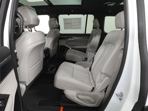 New 2026 Jeep Grand Wagoneer Limited AWD/4WD image 26