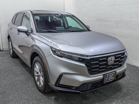 Used 2024 Honda CR-V EX image 2