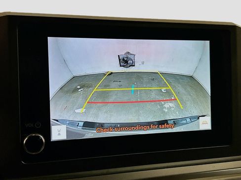 Used 2025 Toyota Tacoma SR5 image 11