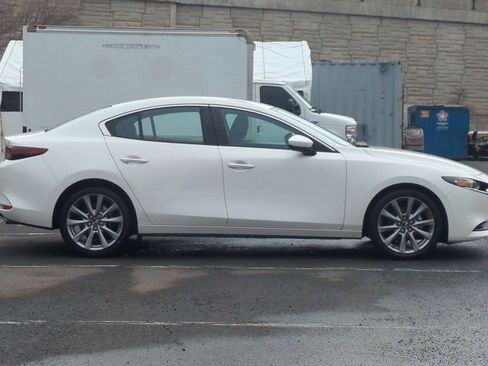 Used 2021 MAZDA MAZDA3 s image 4