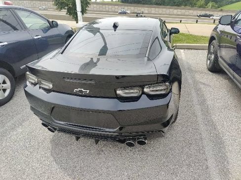 Used 2019 Chevrolet Camaro LT w/ RS Package RWD image 8