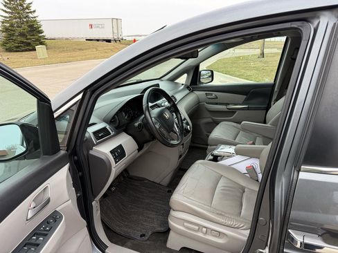 Used 2011 Honda Odyssey EX-L image 9