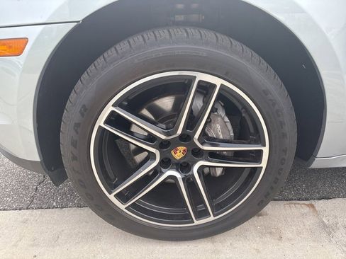 Used 2021 Porsche Macan image 13