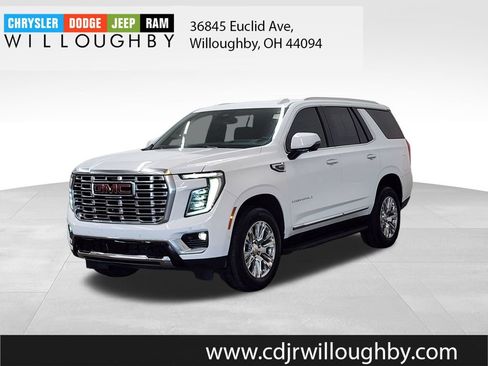 Used 2025 GMC Yukon Denali AWD/4WD image 1