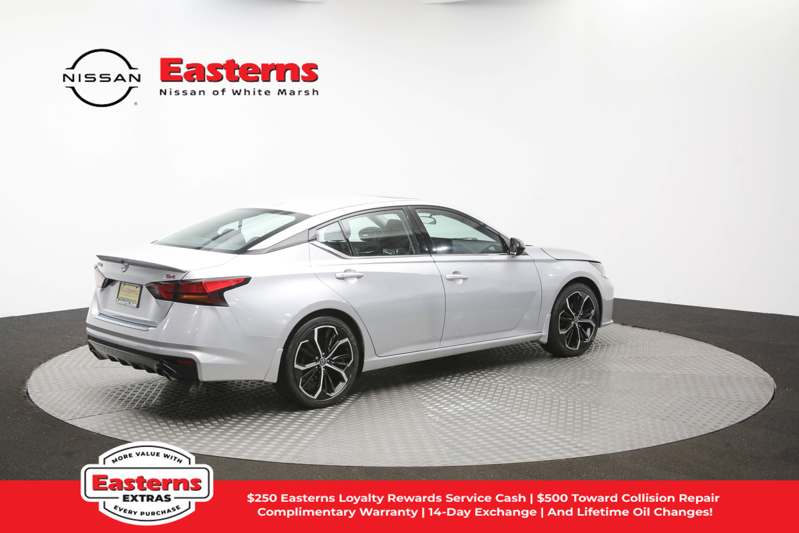 Used 2023 Nissan Altima 2.5 SR w/ SR Premium Package FWD image 42