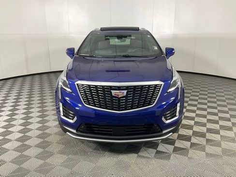Certified 2025 Cadillac XT5 Premium Luxury w/ Technology Package image 2