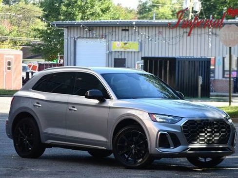 Used 2021 Audi SQ5 Premium Plus w/ Premium Plus Package image 1