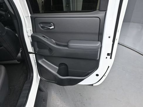 Used 2022 Nissan Frontier PRO-4X w/ Off-Road Protection Package AWD/4WD image 14
