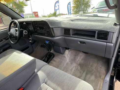 Used 1997 Dodge Ram 3500 Truck 4x4 Club Cab image 22