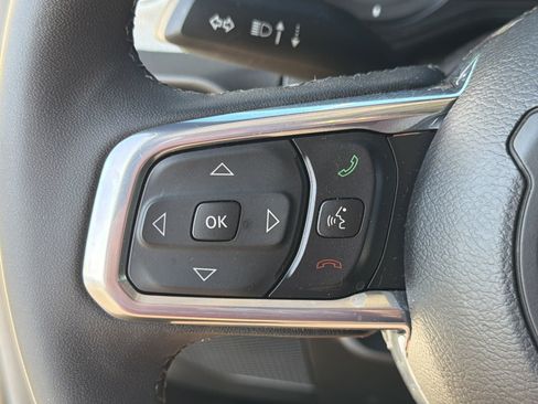 Used 2025 Jeep Wrangler Unlimited Sahara image 14