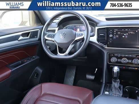 Used 2021 Volkswagen Atlas Cross Sport SEL Premium AWD/4WD image 14