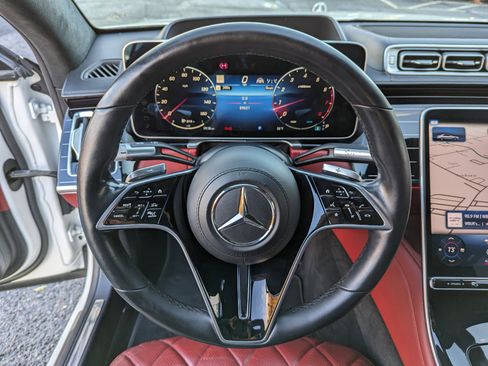 Used 2021 Mercedes-Benz S 580 4MATIC Sedan w/ AMG Line image 16