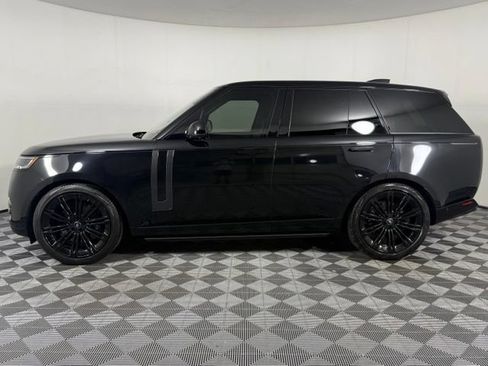 Used 2023 Land Rover Range Rover SE AWD/4WD image 3