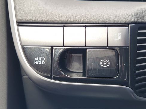 Certified 2025 Hyundai Ioniq 5 SEL image 22