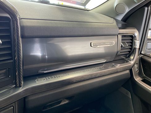 New 2026 Ford F250 Lariat w/ Black Appearance Package image 28