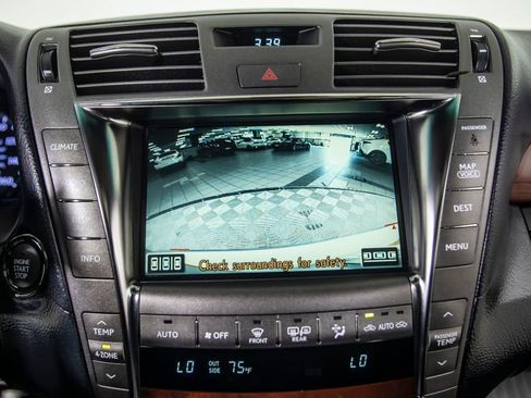 Used 2007 Lexus LS 460 L image 31