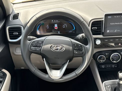 New 2026 Hyundai Venue SEL FWD image 24
