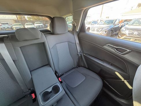 Used 2024 Kia Sportage LX FWD image 37