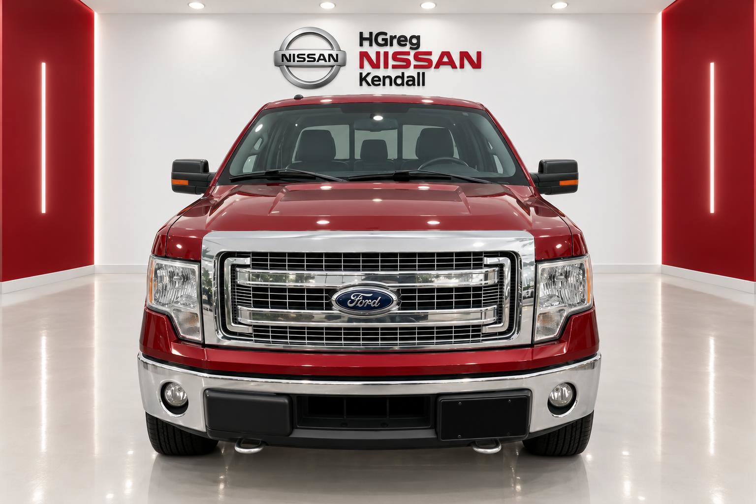 Used 2014 Ford F150 XLT w/ Equipment Group 302A Luxury AWD/4WD image 5