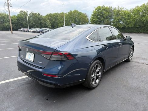 Used 2023 Honda Accord EX-L image 5