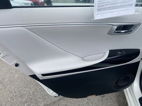 Used 2018 Toyota Mirai image 15