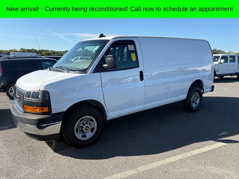 Used 2022 GMC Savana 2500 w/ Driver Convenience Package RWD image 9