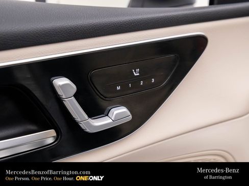 Used 2026 Mercedes-Benz GLC 300 4MATIC image 16