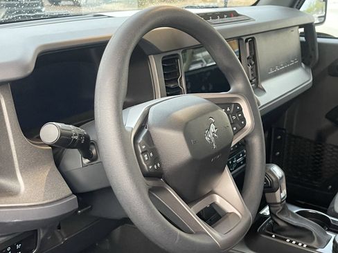 Used 2026 Ford Bronco 2-Door w/ Sasquatch Package AWD/4WD image 13