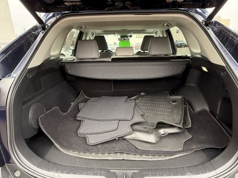 Certified 2022 Toyota RAV4 XLE Premium image 21