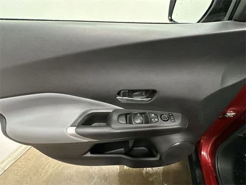 Used 2021 Nissan Kicks SR w/ SR Premium Package image 17