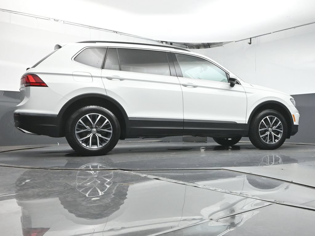 Used 2020 Volkswagen Tiguan SE FWD image 41