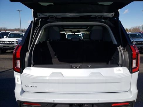 New 2026 Ford Expedition Active image 8