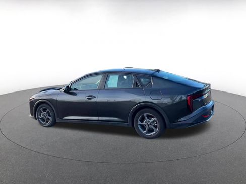 Used 2025 Kia K4 LXS image 10