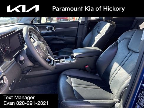 Used 2023 Kia Sorento S w/ Panoramic Sunroof Package image 23