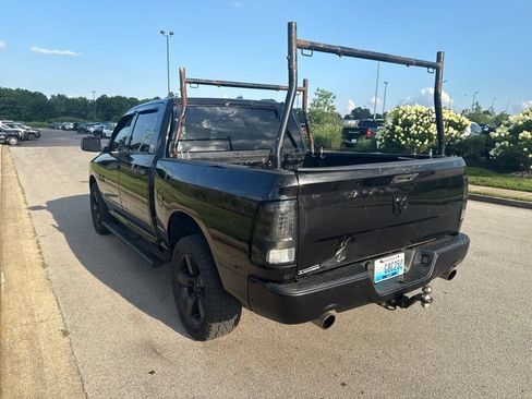 Used 2016 RAM 1500 Express w/ Black Ram 1500 Express Group AWD/4WD image 4