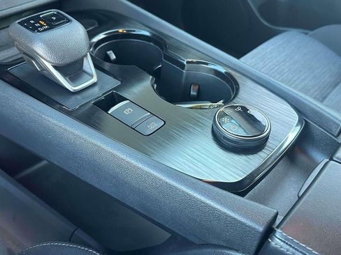 Certified 2023 Nissan Rogue SV image 31