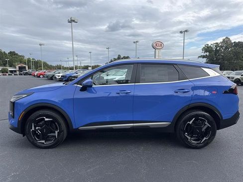 New 2026 Kia Sportage EX image 8