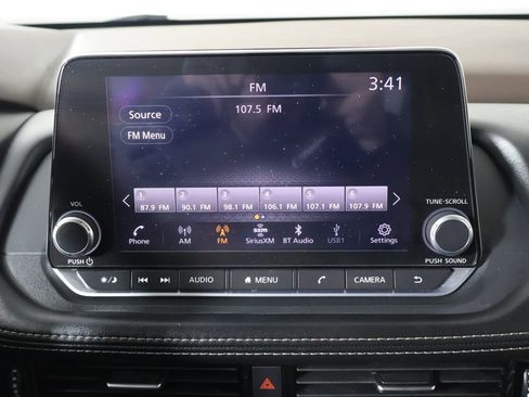 Used 2023 Nissan Rogue SV w/ SV Premium Package image 42