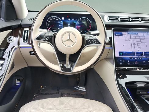 Certified 2023 Mercedes-Benz S 580 4MATIC Sedan image 11