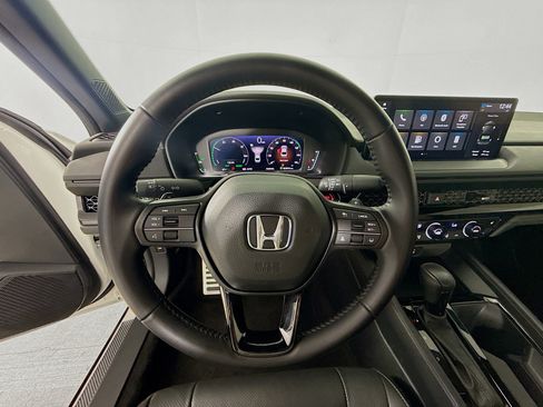 Used 2023 Honda Accord Sport image 11