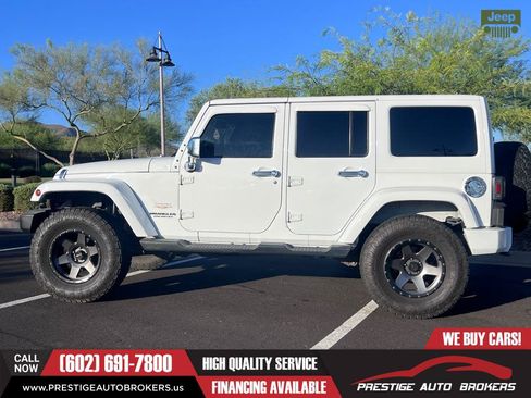 Used 2015 Jeep Wrangler Unlimited Sahara w/ Max Tow Package AWD/4WD image 4
