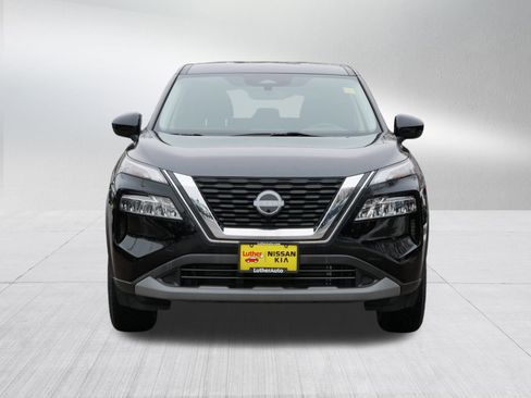 Certified 2023 Nissan Rogue SV image 2