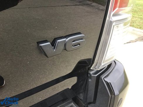 Used 2023 Toyota Tacoma TRD Off-Road image 42