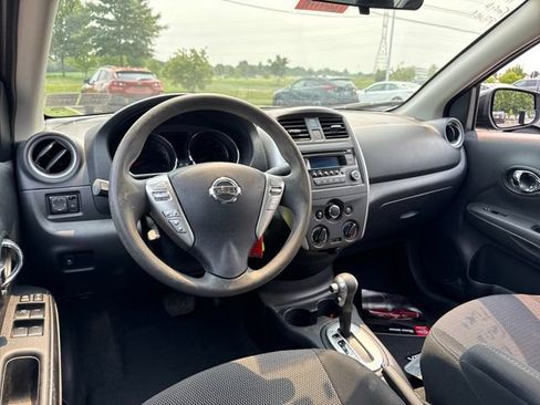 Used 2015 Nissan Versa SV FWD image 20