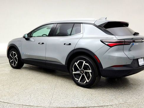 Used 2026 Chevrolet Equinox EV LT image 7