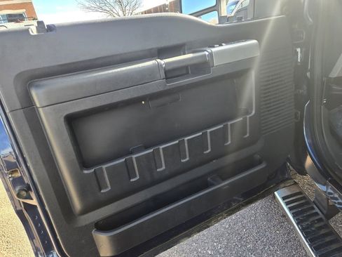 Used 2015 Ford F250 Lariat w/ Lariat Ultimate Package image 14