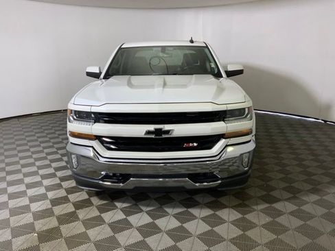 Used 2018 Chevrolet Silverado 1500 LT w/ All Star Edition AWD/4WD image 7