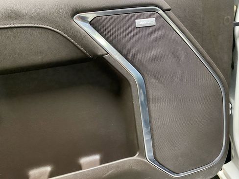 Used 2022 GMC Sierra 1500 SLT w/ SLT Convenience Package image 28