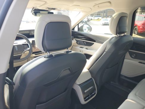 New 2026 Lincoln Nautilus Reserve w/ Jet Appearance Package image 27