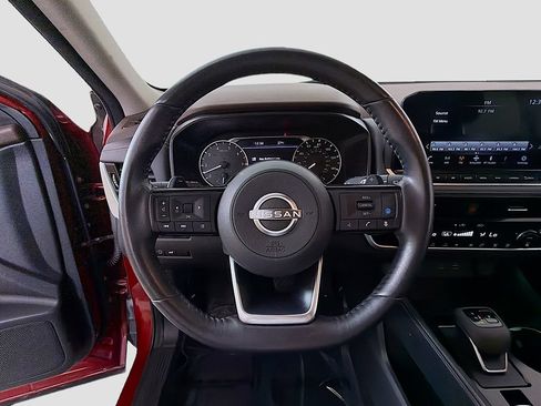 Used 2023 Nissan Rogue SL AWD/4WD image 35